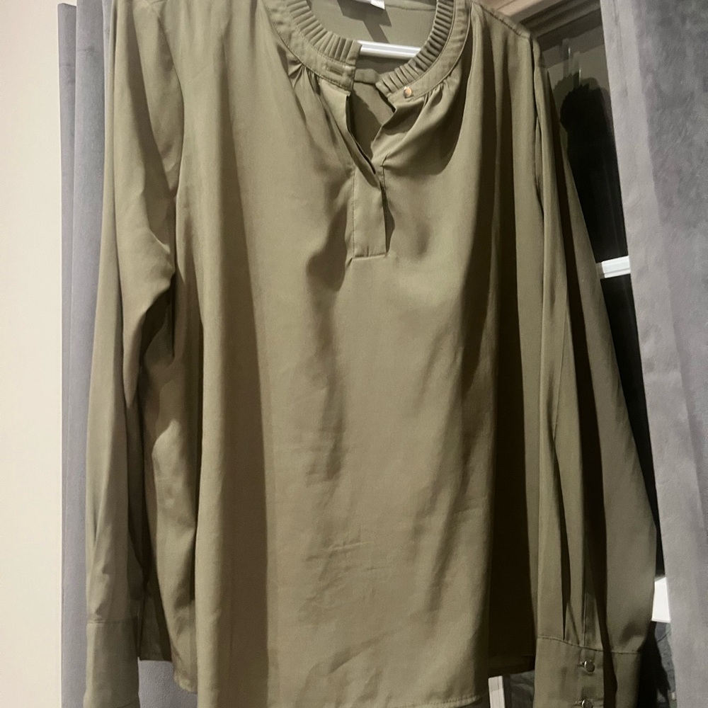 Calvin Klein Green Casual Button Down Shirt ,smokey cuffs ,collar ,silver studs